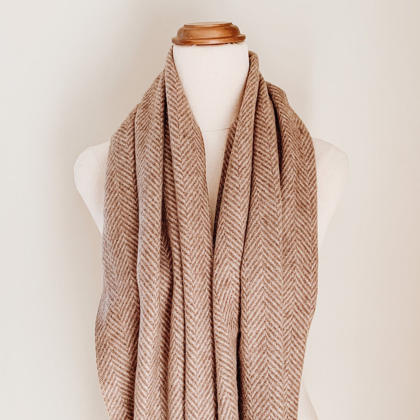 Luxe Herringbone Blanket Wrap - Dusty Rose
