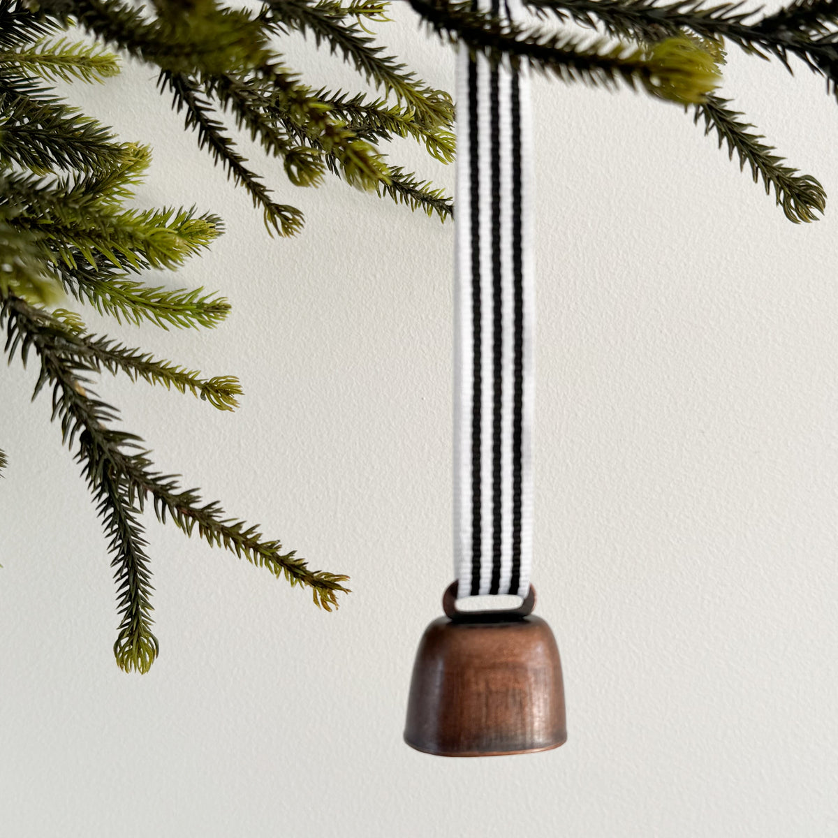 Bronze Stripe- Grazing Bell