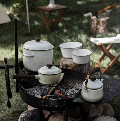 Eggshell Enamel Stock Pot - Barebones