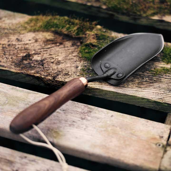 Walnut Garden Trowel -Barebones